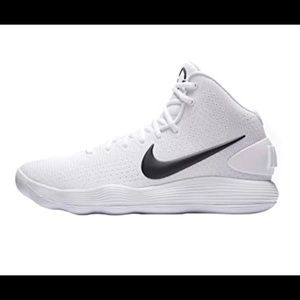 Nike Shoes - White nike hyper-dunk basketball shoes Nike Shoes - White nike hyper-dunk basketball shoes